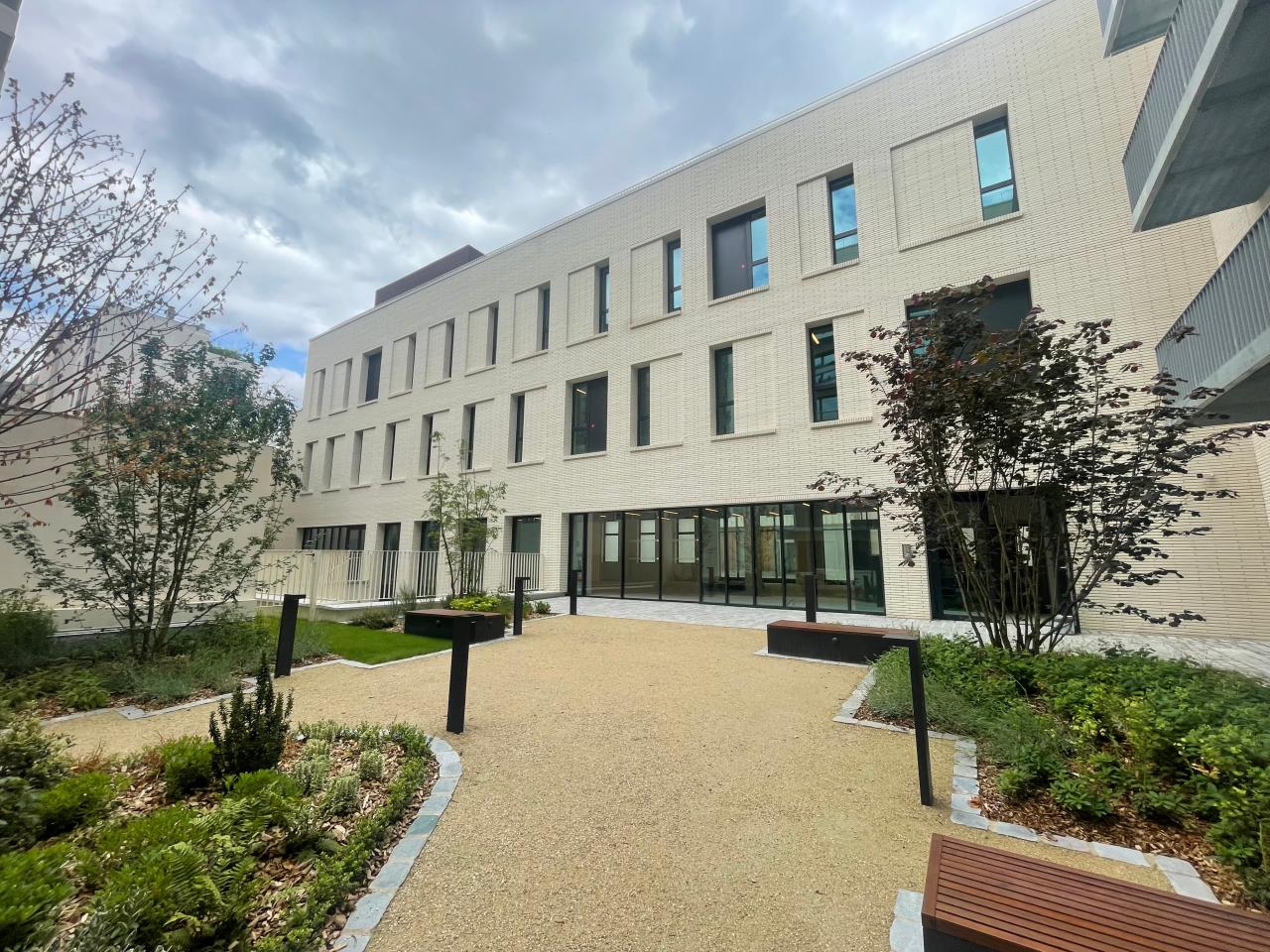 Bureau Paris 2112m² Location bureau Paris OLBUR2420193 0